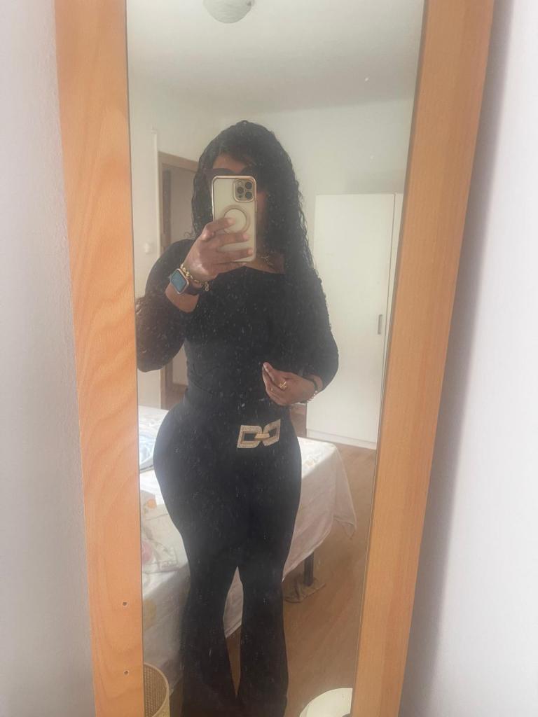 Chica busca chico en Gerona: 