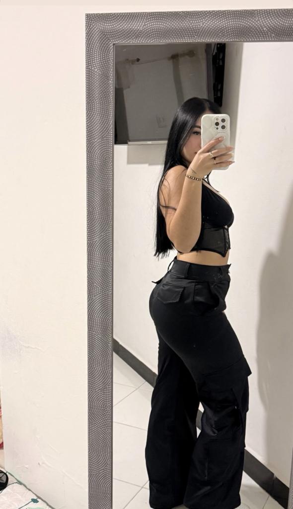 Chica busca chico en Tenerife: 