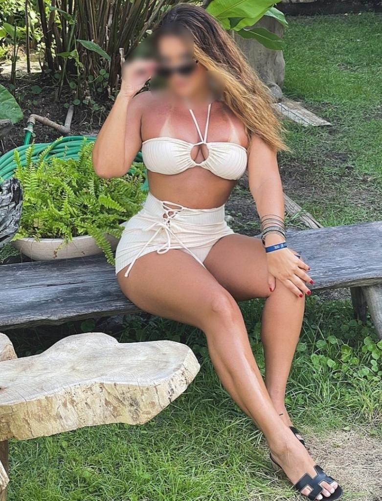 672399496: Chica busca chico en Cádiz