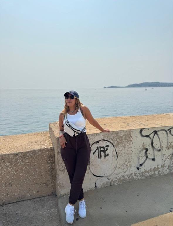 672297978: Chica busca chico en Alicante