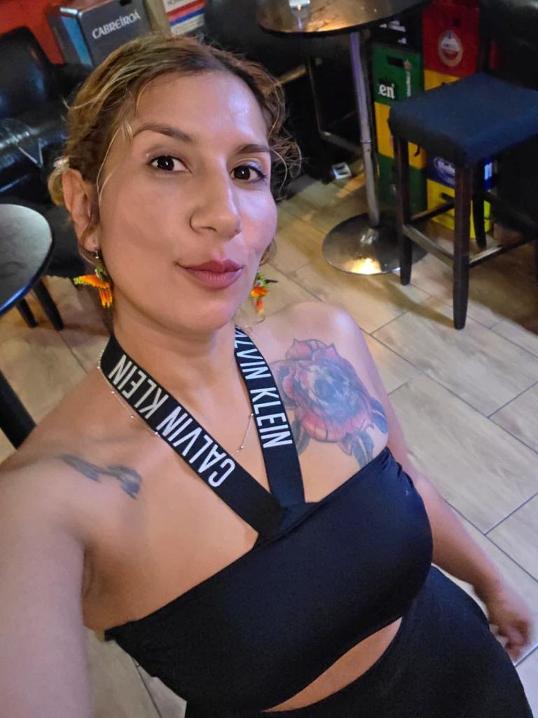 672297978: Chica busca chico en Alicante