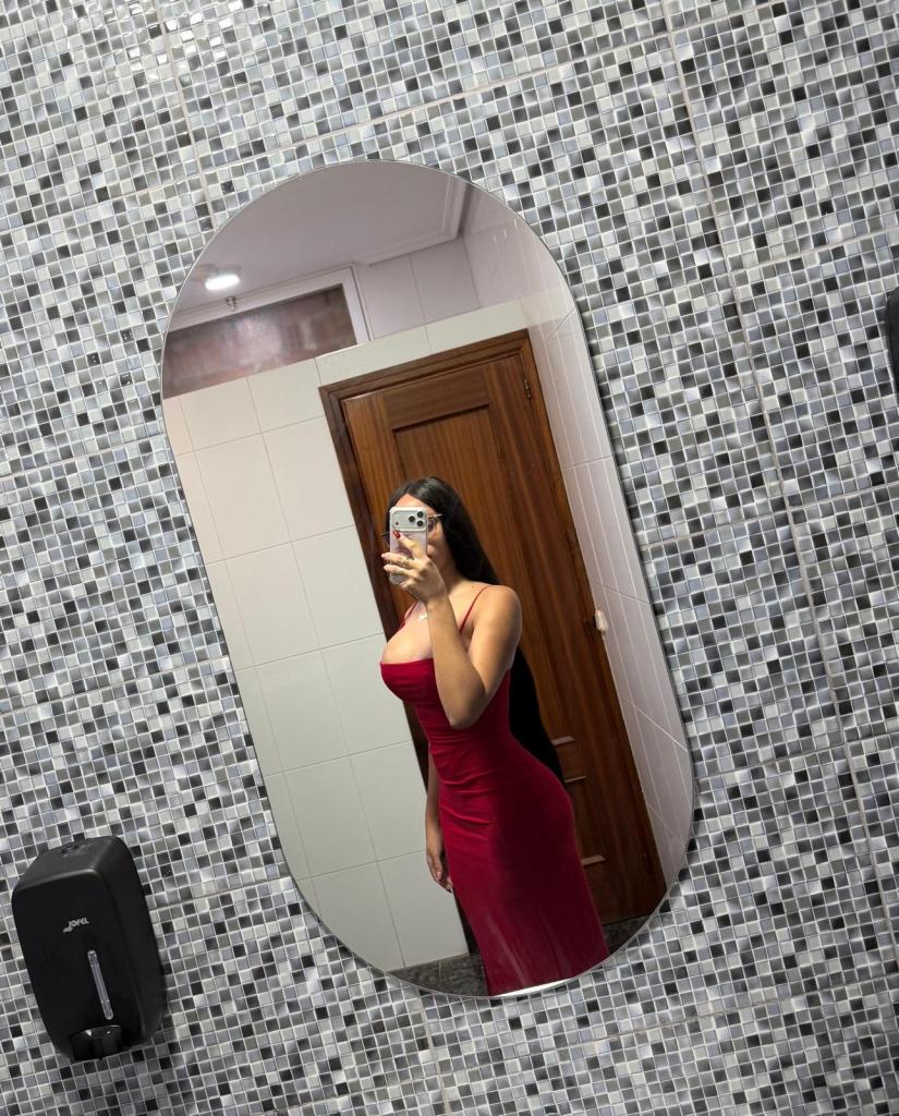 Chica busca chico en Ceuta: 
