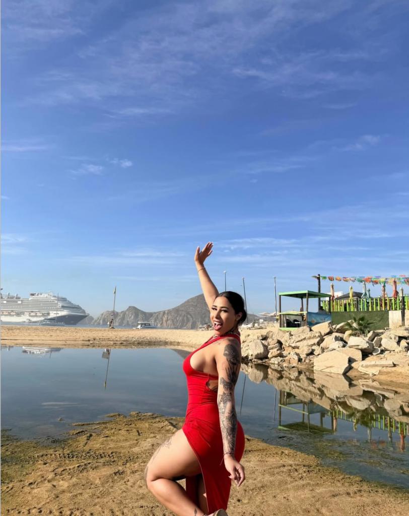 613830783: Chica busca chico en Gerona