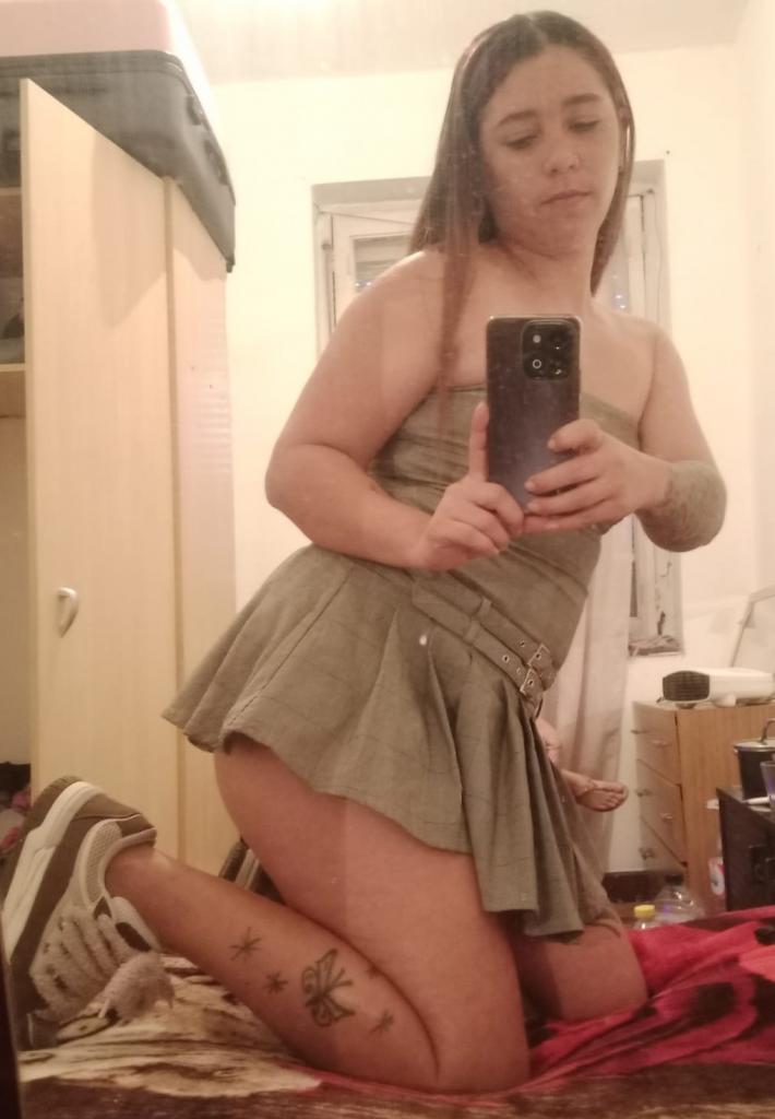 632230023: Chica busca chico en León