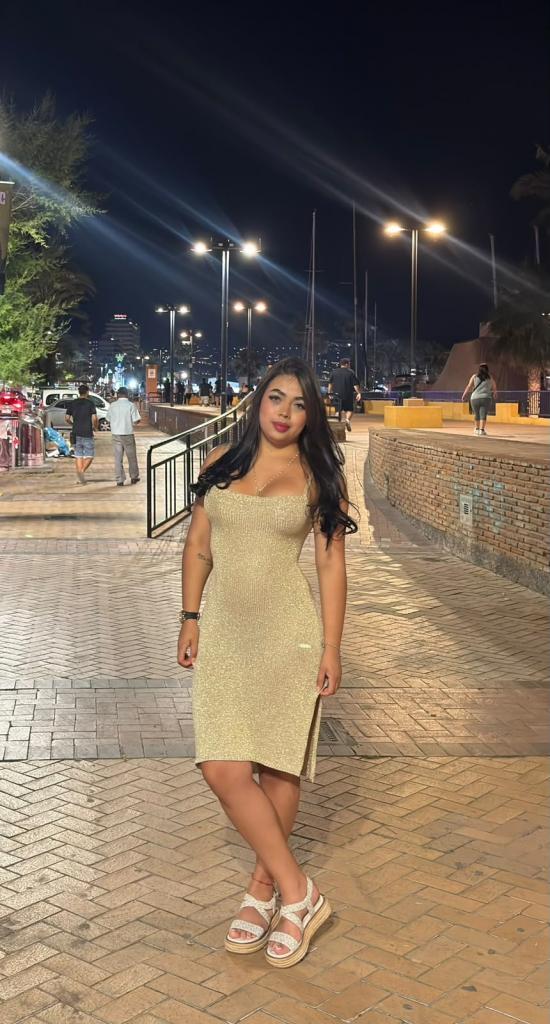 666314466: Chica busca chico en Ibiza