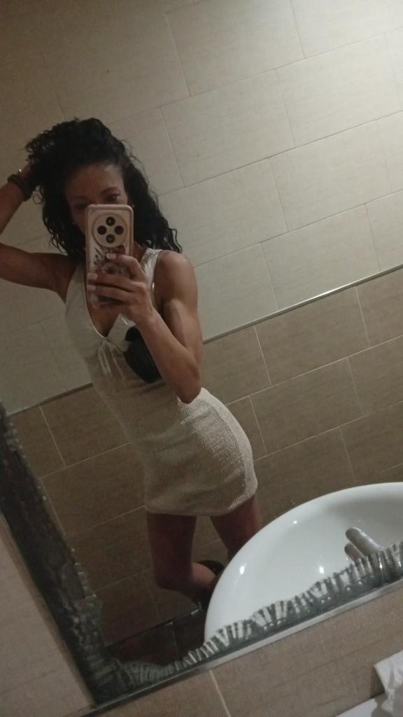 641880071: Chica busca chico en Alicante