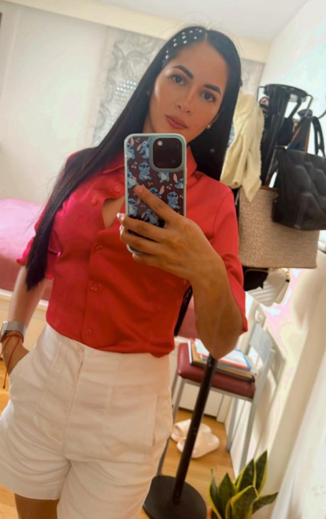 Chica busca chico en Barcelona: 