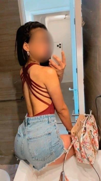 672330042: Chica busca chico en La Coruña