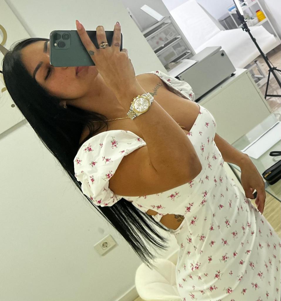 Chica busca chico en Tenerife: 