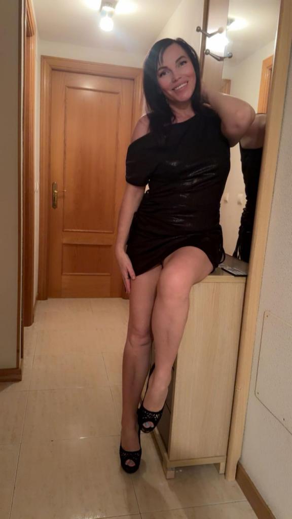 637947528: Chica busca chico en Alicante