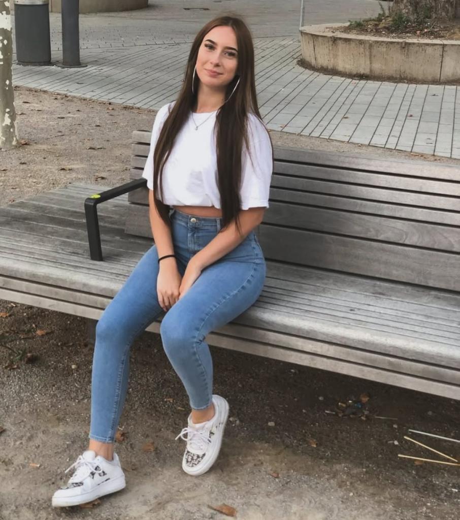 667563638: Chica busca chico en Murcia