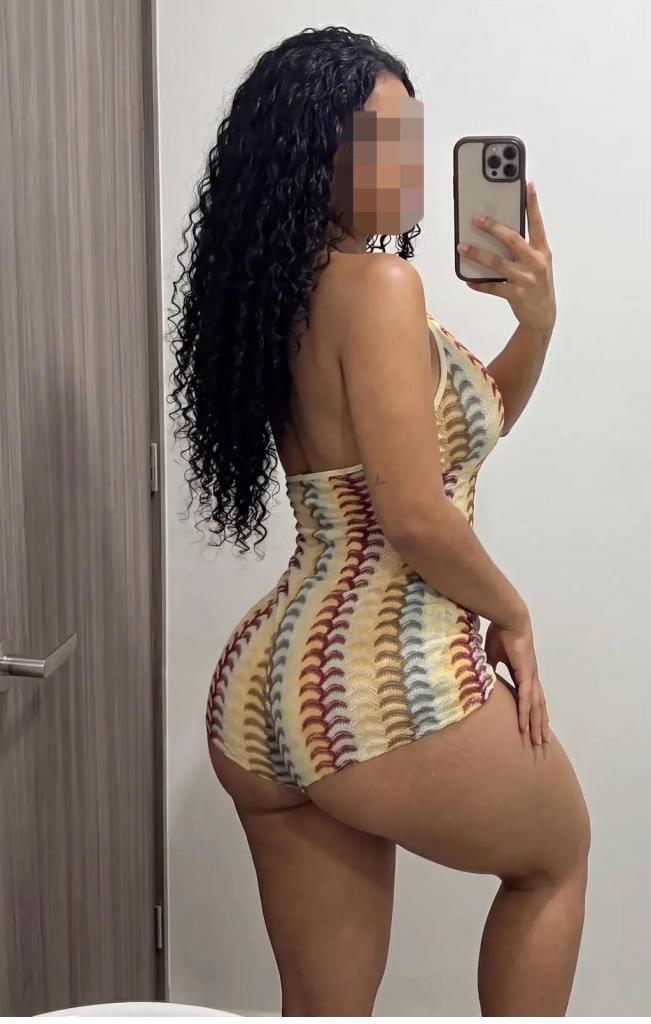 Chica busca chico en Tenerife: 