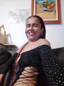 641064077: Chica busca chico en Tarragona