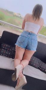 635818203: Chica busca chico en Navarra