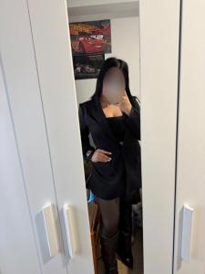653678612: Chica busca chico en Madrid