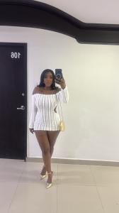 624351894: Chica busca chico en Sevilla