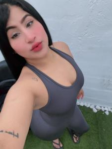 644073784: Chica busca chico en Madrid