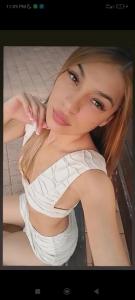 604385583: Chica busca chico en Barcelona