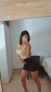 662368212: Chica busca chico en Sevilla