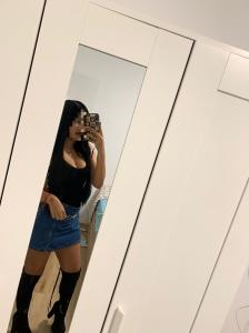 632037316: Chica busca chico en Sevilla