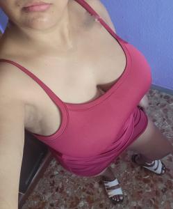 611255102: Chica busca chico en Almería