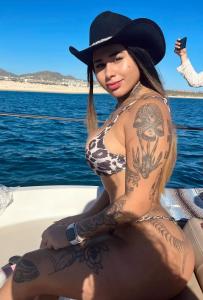 613830783: Chica busca chico en Gerona