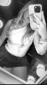 604124729: Chica busca chico en Madrid