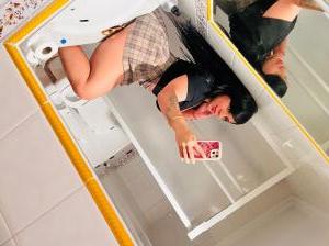 743042025: Chica busca chico en Almería