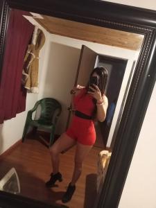 647415766: Chica busca chico en Murcia