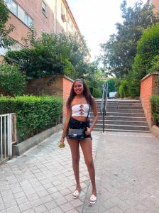 671829110: Chica busca chico en La Coruña