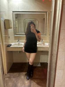 673239345: Chica busca chico en Málaga