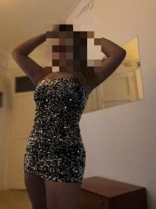 631342756: Chica busca chico en Barcelona