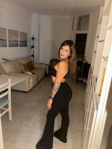 677332885: Chica busca chico en Las Palmas