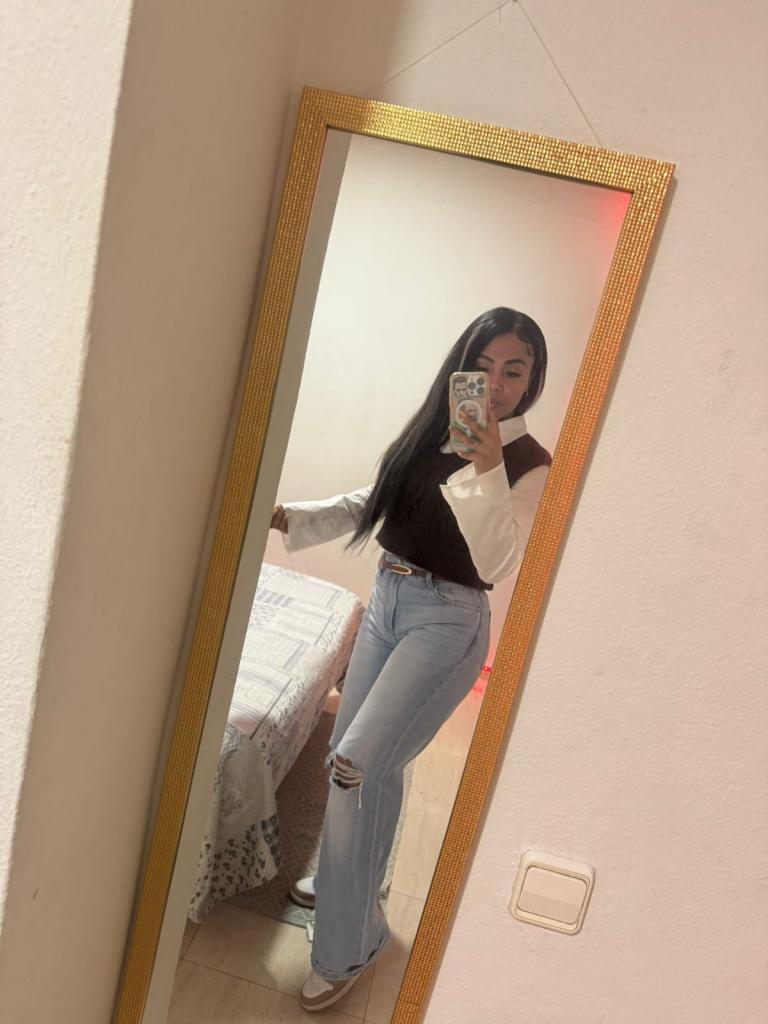 672867709: Chica busca chico en Valencia