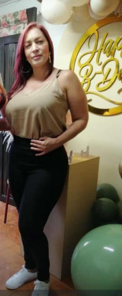 672647242: Chica busca chico en Barcelona