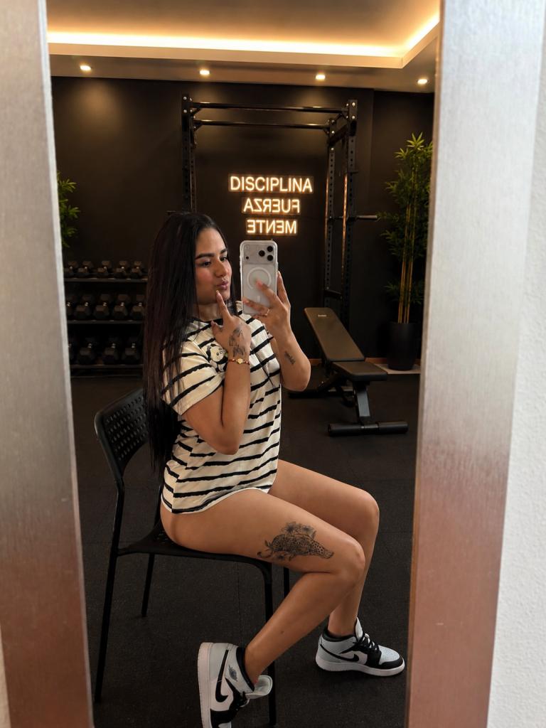 662585390: Chica busca chico en Murcia
