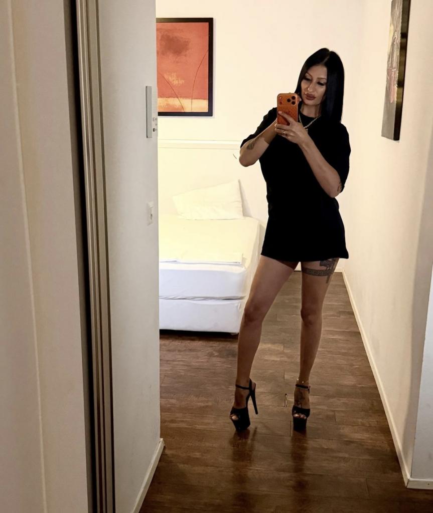 603306343: Chica busca chico en Alicante