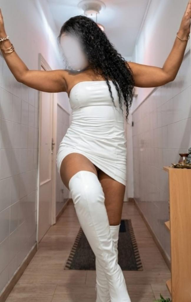 Chica busca chico en Sevilla: 