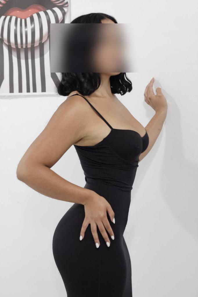Chica busca chico en Sevilla: 