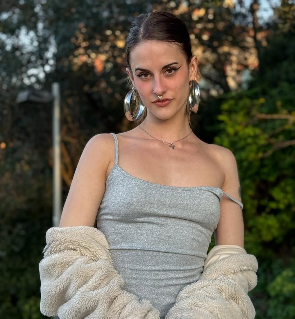 Chica busca chico en Almería: 