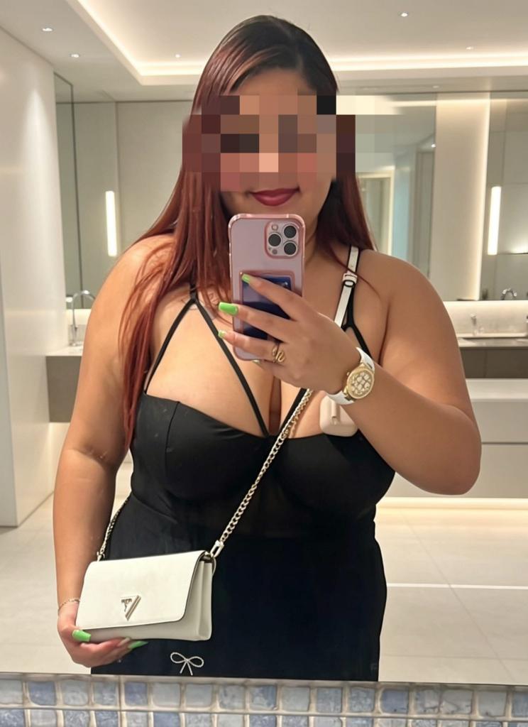 624415899: Chica busca chico en Pontevedra