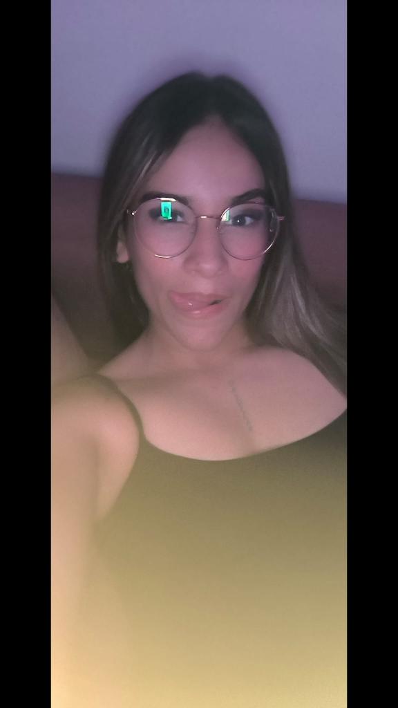 613976902: Chica busca chico en Madrid