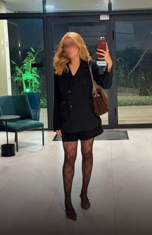Chica busca chico en Cádiz: 