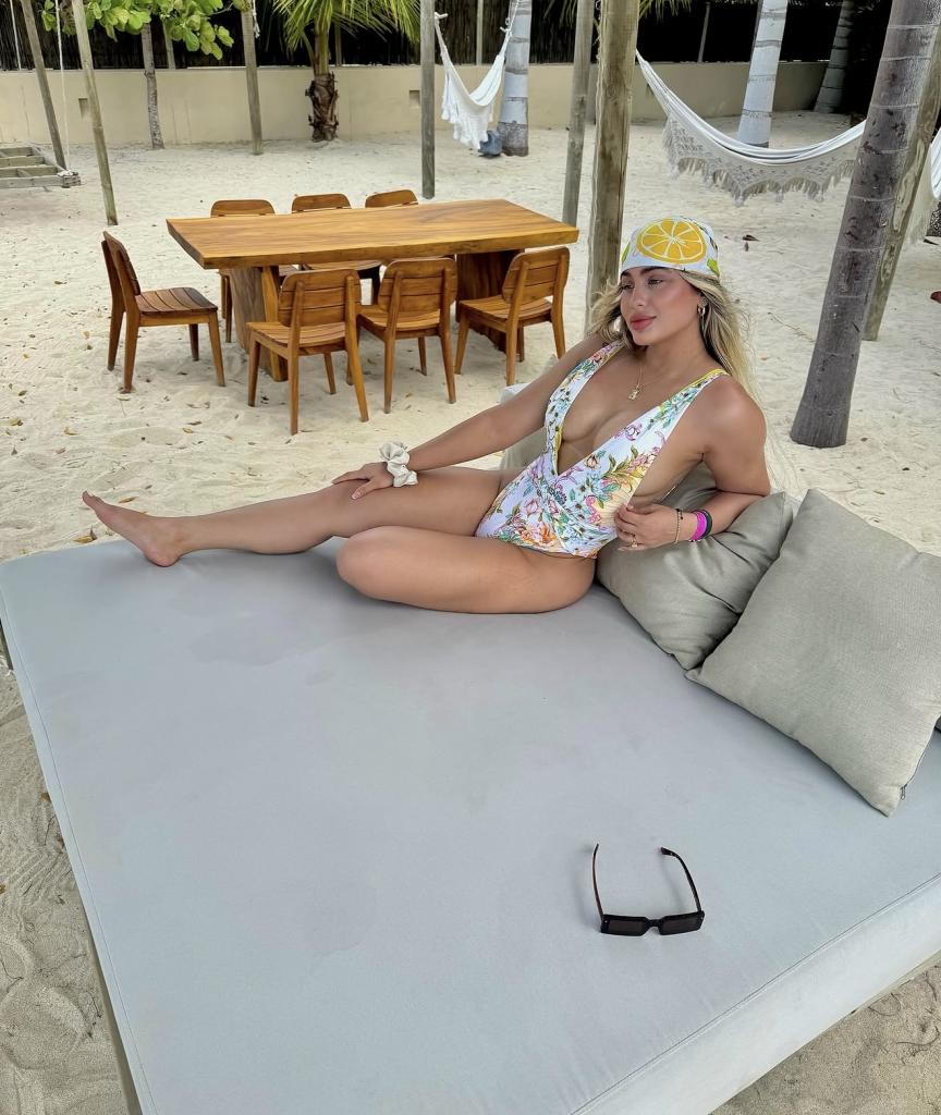Chica busca chico en Almería: 
