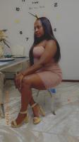 643376089: Chica busca chico en Barcelona