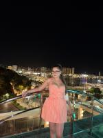 664067807: Chica busca chico en Málaga