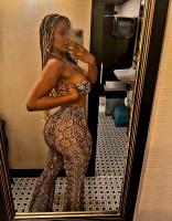 745076652: Chica busca chico en Menorca