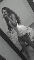 745035969: Chica busca chico en Barcelona