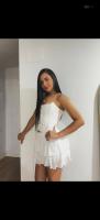 677396327: Chica busca chico en Gerona