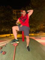 663526446: Chico busca chica en Barcelona